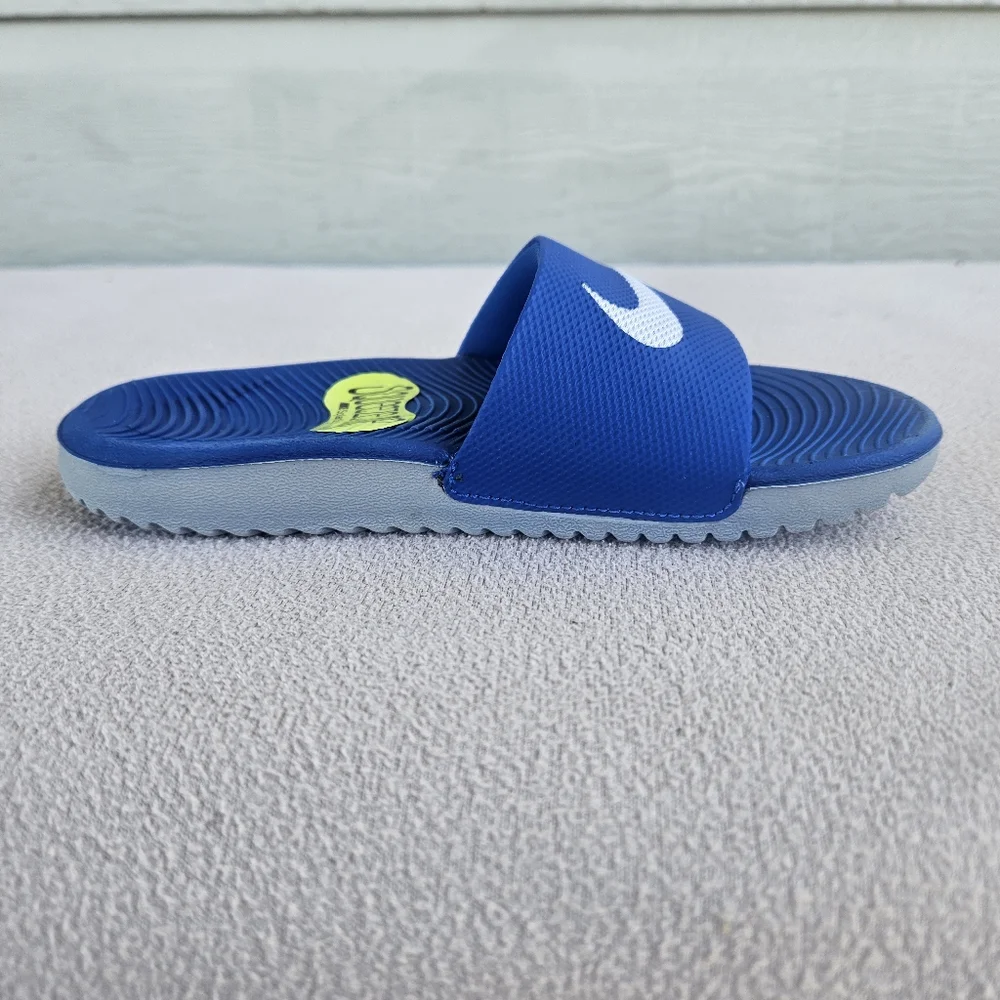 Nike Kawa Slide GS Toddler SZ 12 Hyper Cobalt White Slip-On Sandal 819352-400